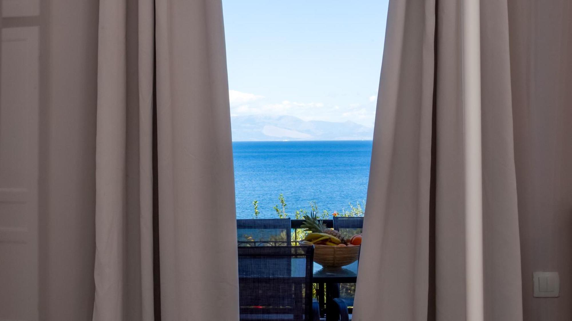 Ionian Kaizer Boutique *