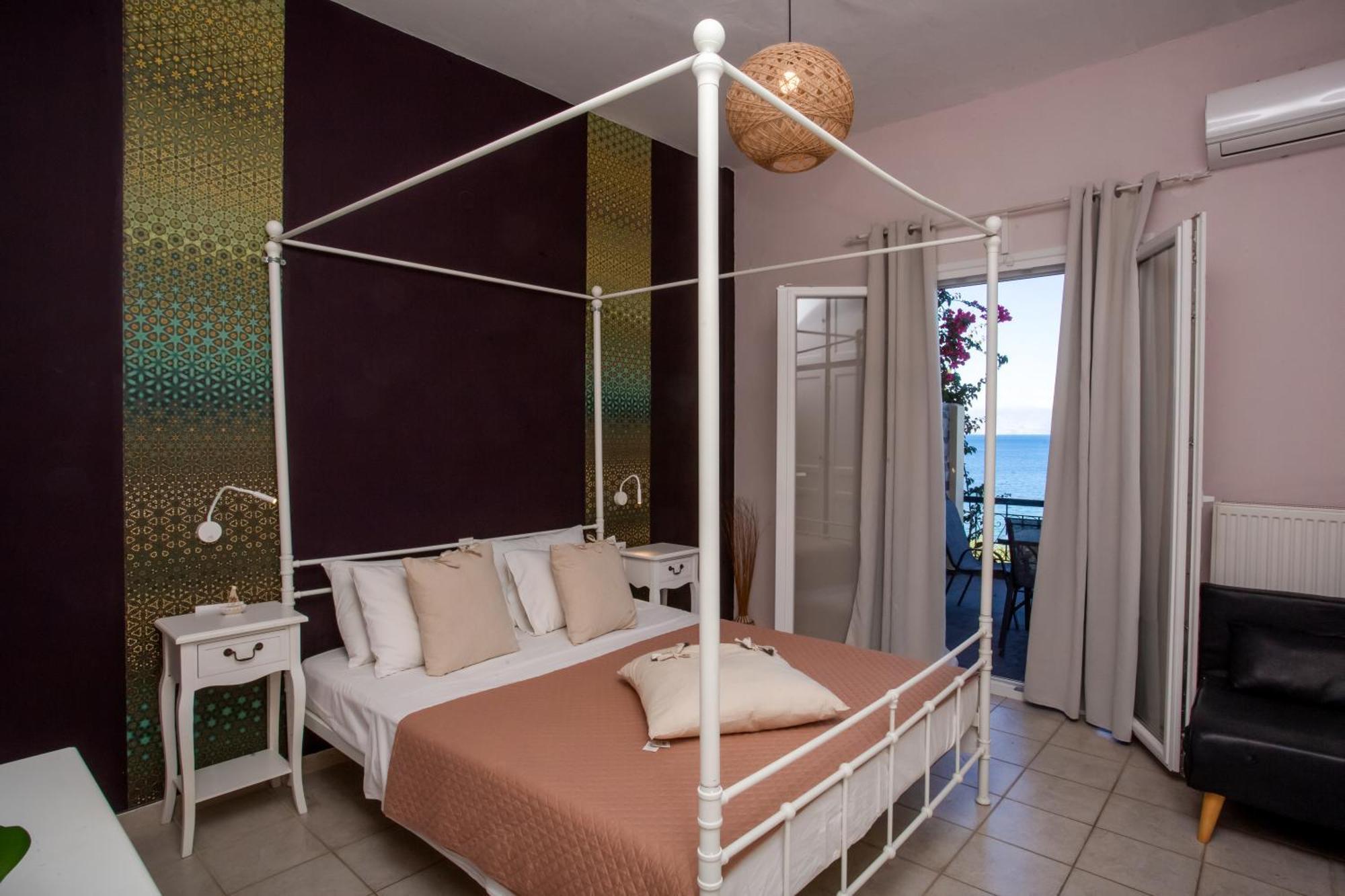 Ionian Kaizer Boutique
