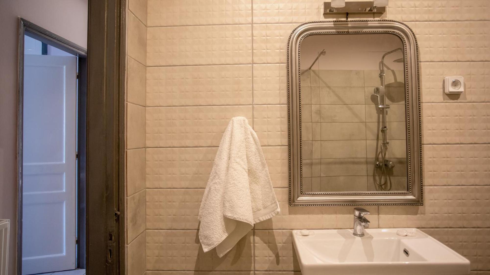 Apartment Ionian Kaizer Boutique *
